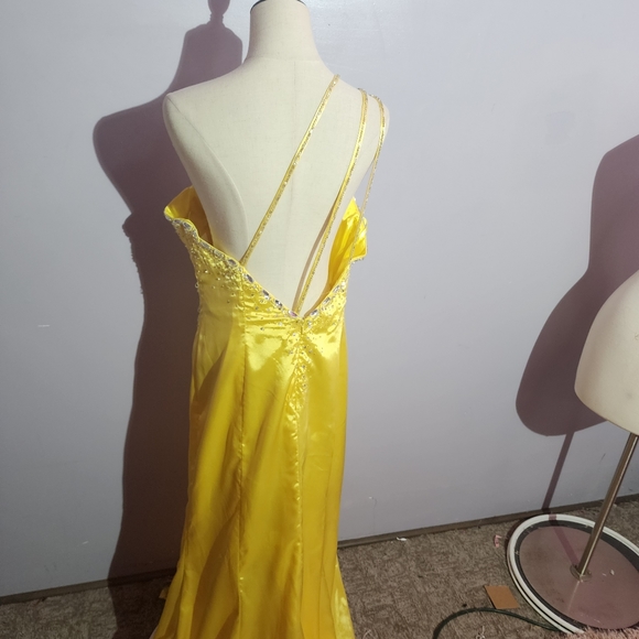 Karishma Yellow embellished maxi sleeveless dress size 12 - Picture 5 of 10